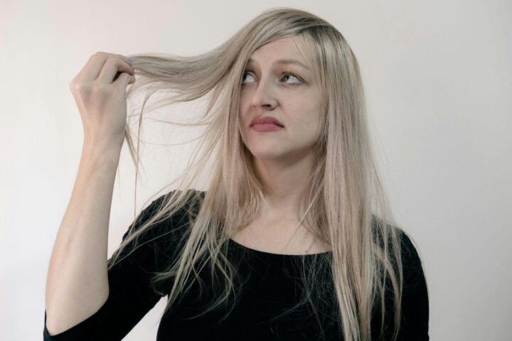 10 erreurs de soin capillaire que tout le monde fait